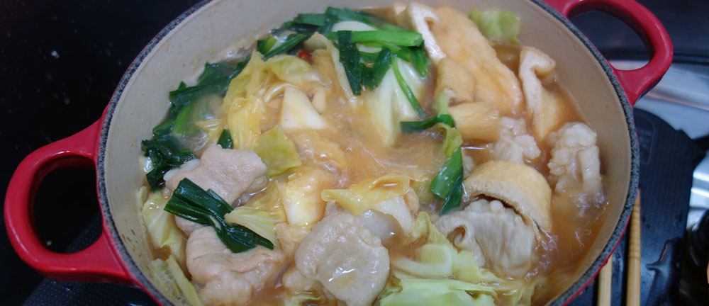 火を入れるとキャベツが減った。ホソもぷりぷり　油揚げが美味しい