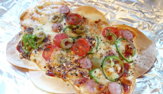 残った餃子の皮を使って餃子の皮ピザ（？）っぽいものを作ってみる